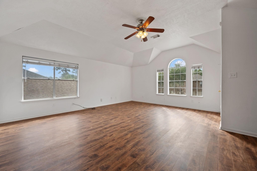 26900 Castlecliff Lane - Photo 21