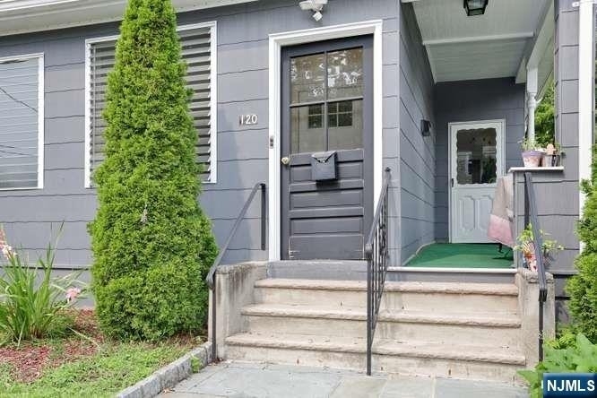 120 Liberty - Photo 2