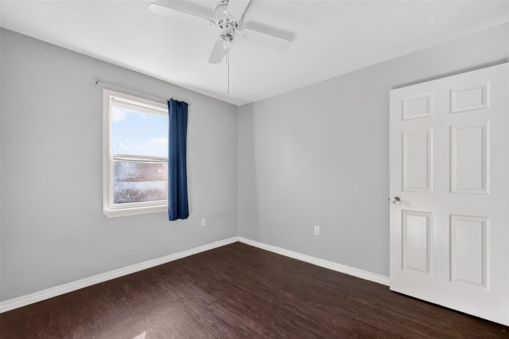 3501 Brewster - Photo 20