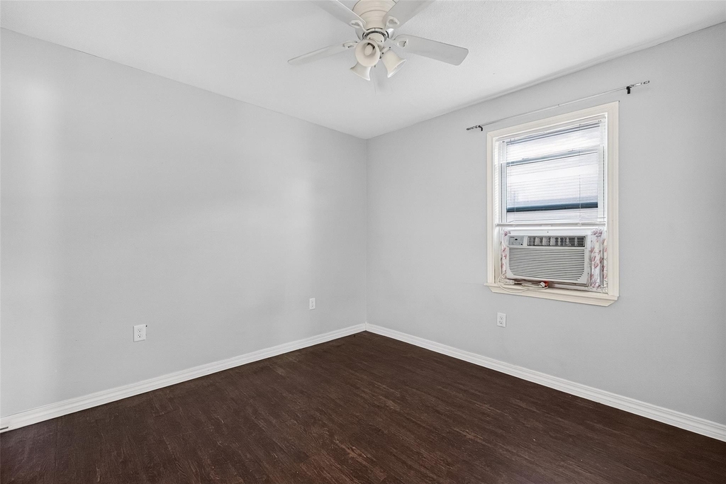3501 Brewster - Photo 12