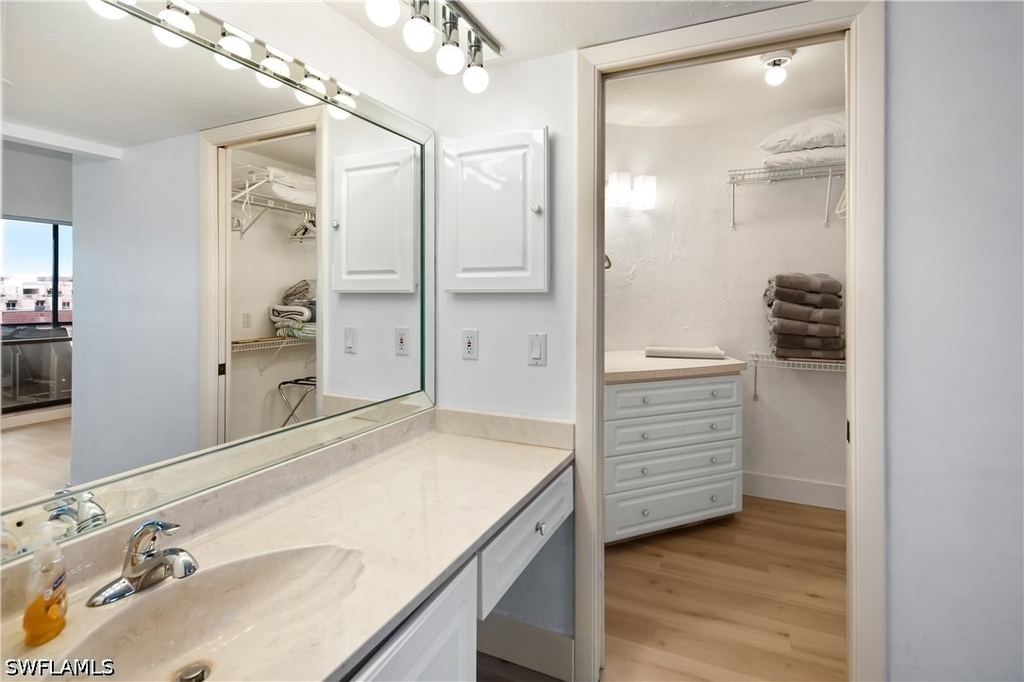 1041 Swallow Avenue - Photo 20