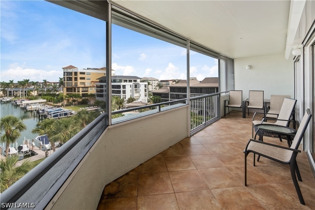 1041 Swallow Avenue - Photo 15