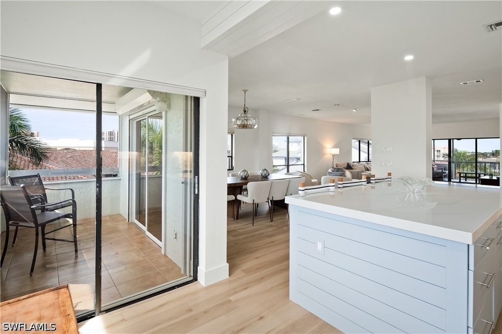 1041 Swallow Avenue - Photo 12
