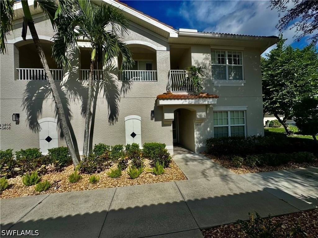 3033 Driftwood Way - Photo 2