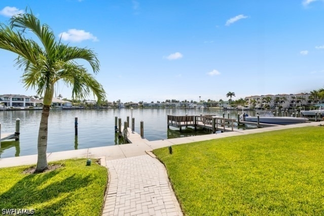 3000 Gulf Shore Boulevard N - Photo 3