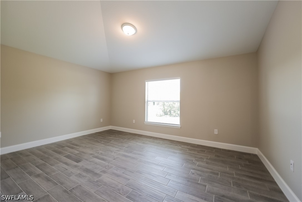 2519 24th Street W - Photo 8