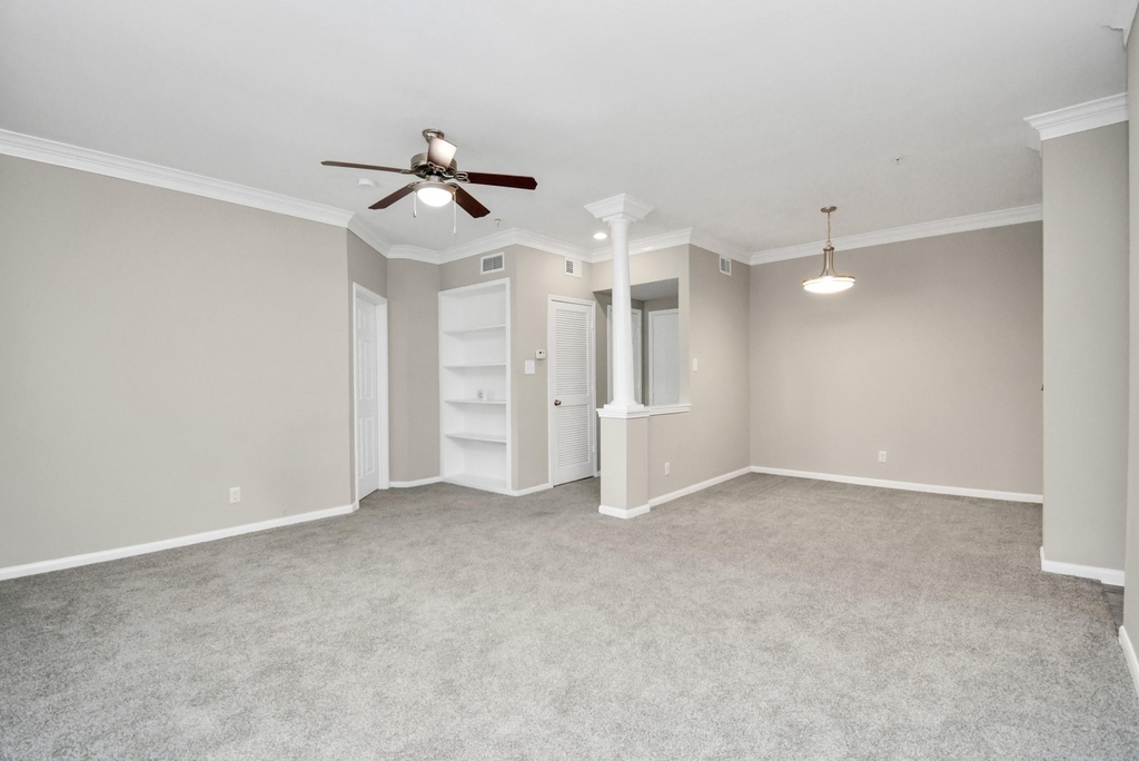 2222 Maroneal Street - Photo 2