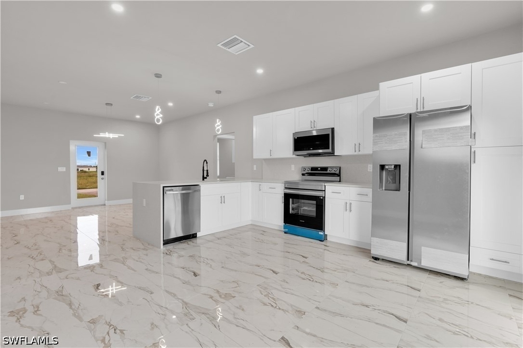 816 Palomino Street E - Photo 24