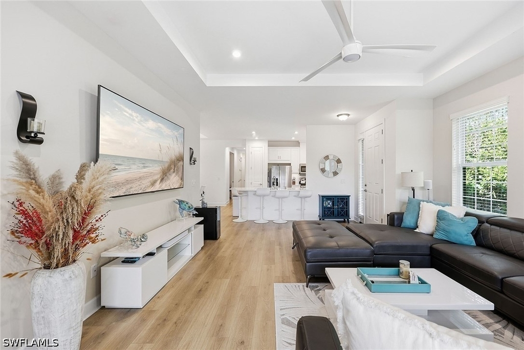 15138 Tolmino Street - Photo 4