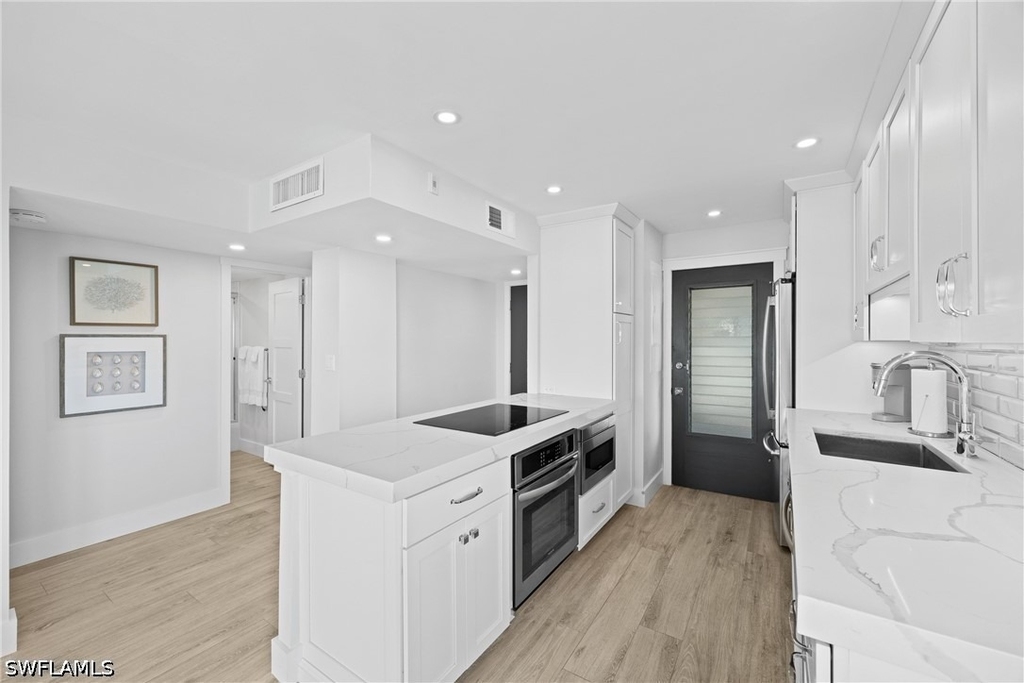 1300 Gulf Shore Boulevard N - Photo 8