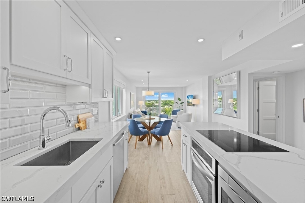 1300 Gulf Shore Boulevard N - Photo 9