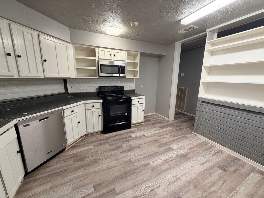 2731 Flintrock Circle - Photo 7