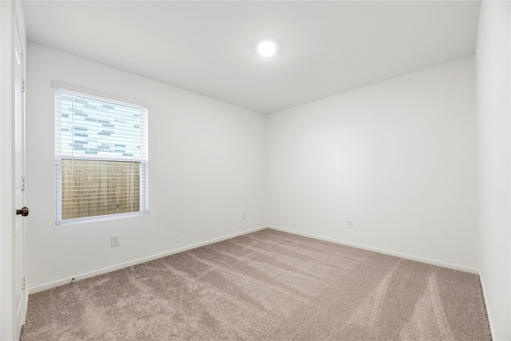 29051 Tall Wildgrass Court - Photo 7