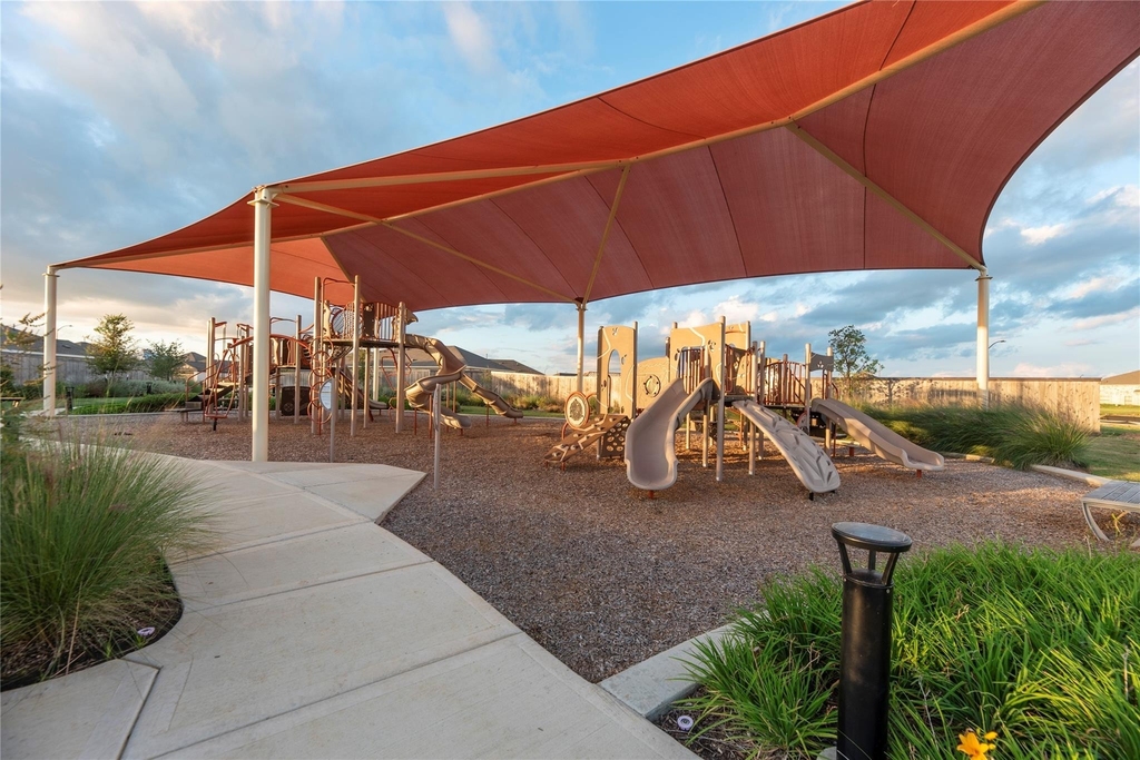 29051 Tall Wildgrass Court - Photo 17