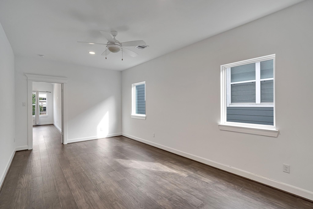 1723 Michigan Street - Photo 8