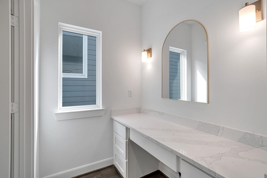 1723 Michigan Street - Photo 10