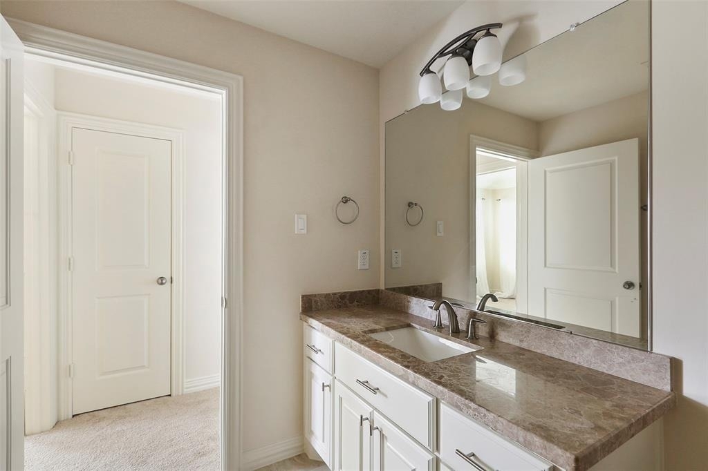 13430 Preston Cliff Court - Photo 26
