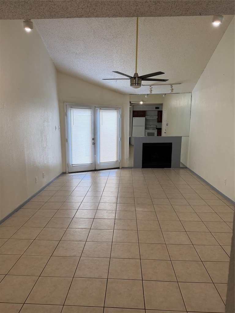 10855 Meadowglen Lane - Photo 2