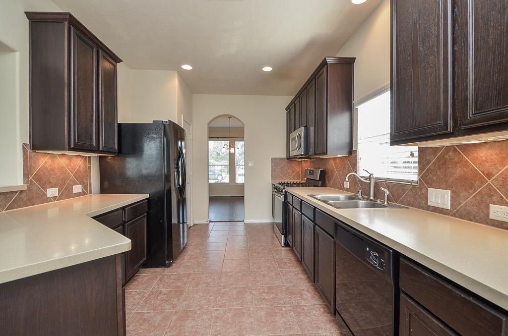 2827 Lakecrest Forest Drive - Photo 9