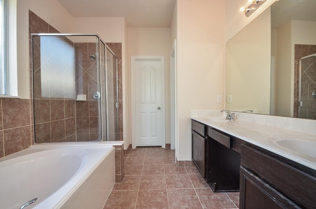 2827 Lakecrest Forest Drive - Photo 20