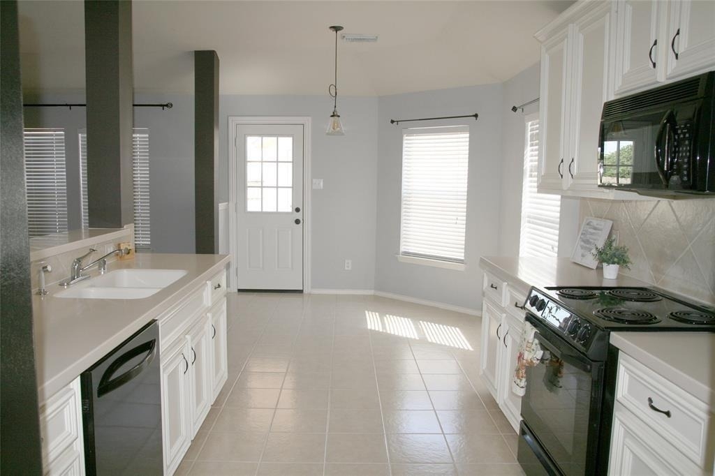 3703 Humble Drive - Photo 4