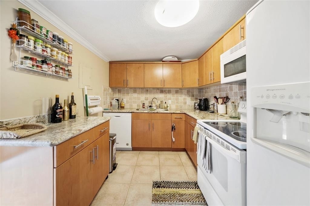 5238 Memorial Drive - Photo 12