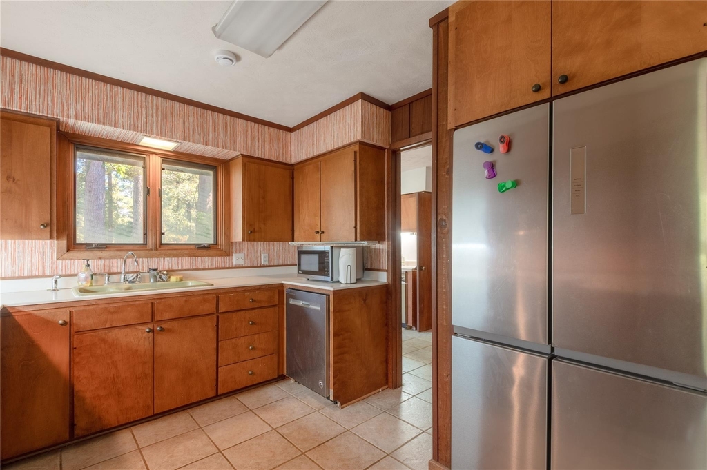 3786 Summer Lane - Photo 14