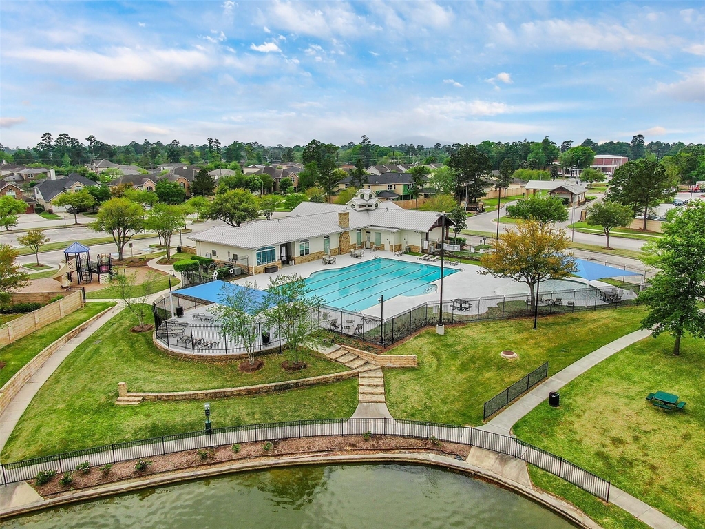 30327 Deleon Fields Drive - Photo 39