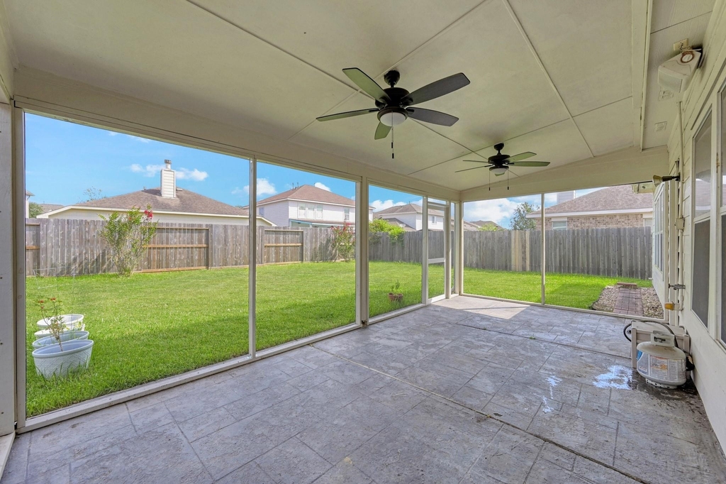 30327 Deleon Fields Drive - Photo 3