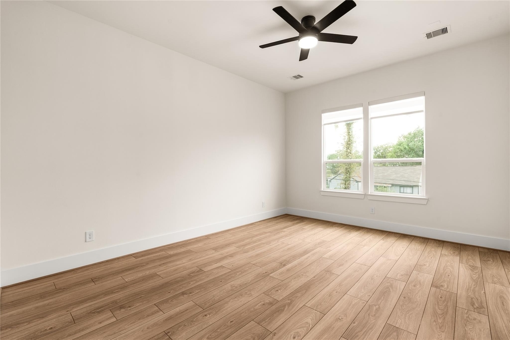 7117 Goforth Street - Photo 16