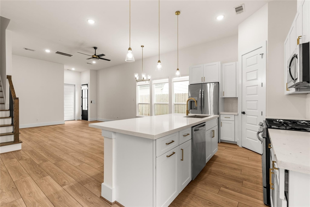 7117 Goforth Street - Photo 11