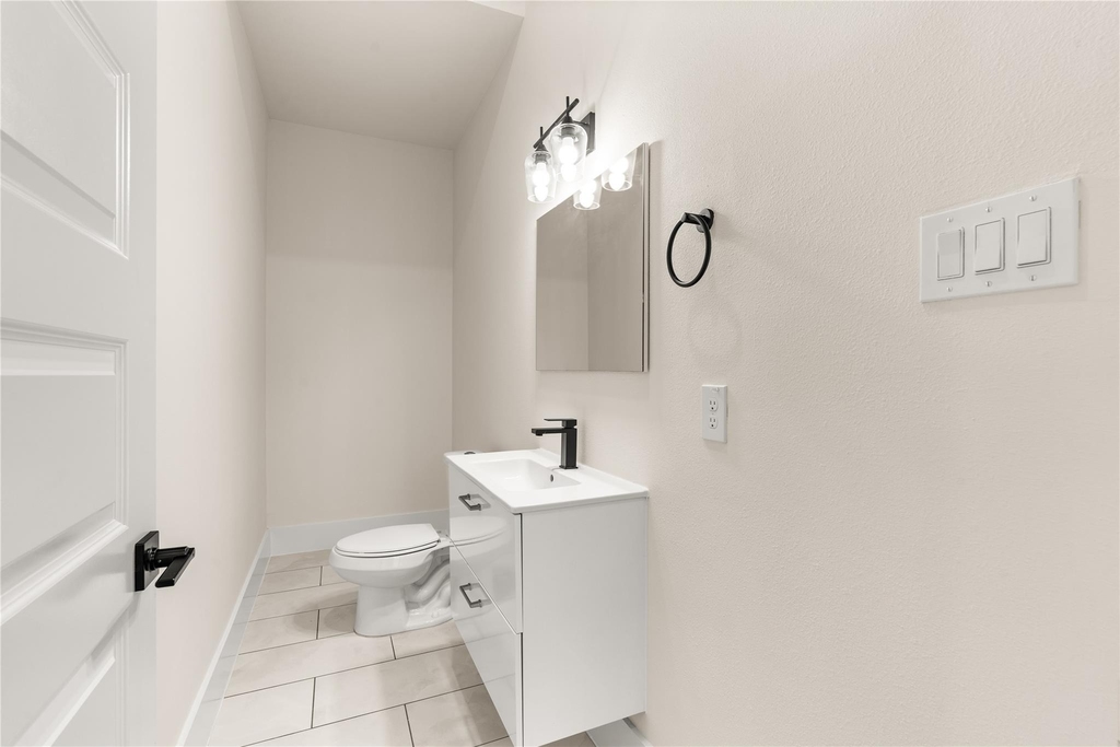 7117 Goforth Street - Photo 6
