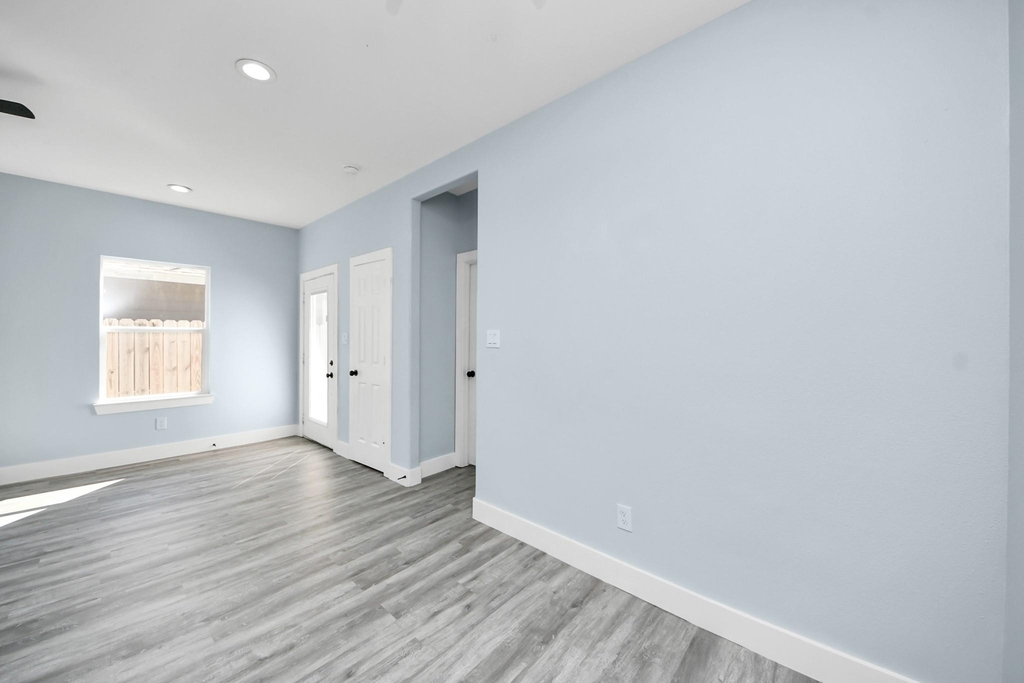 7502 Sandle Street - Photo 13