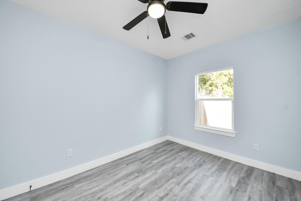 7502 Sandle Street - Photo 24