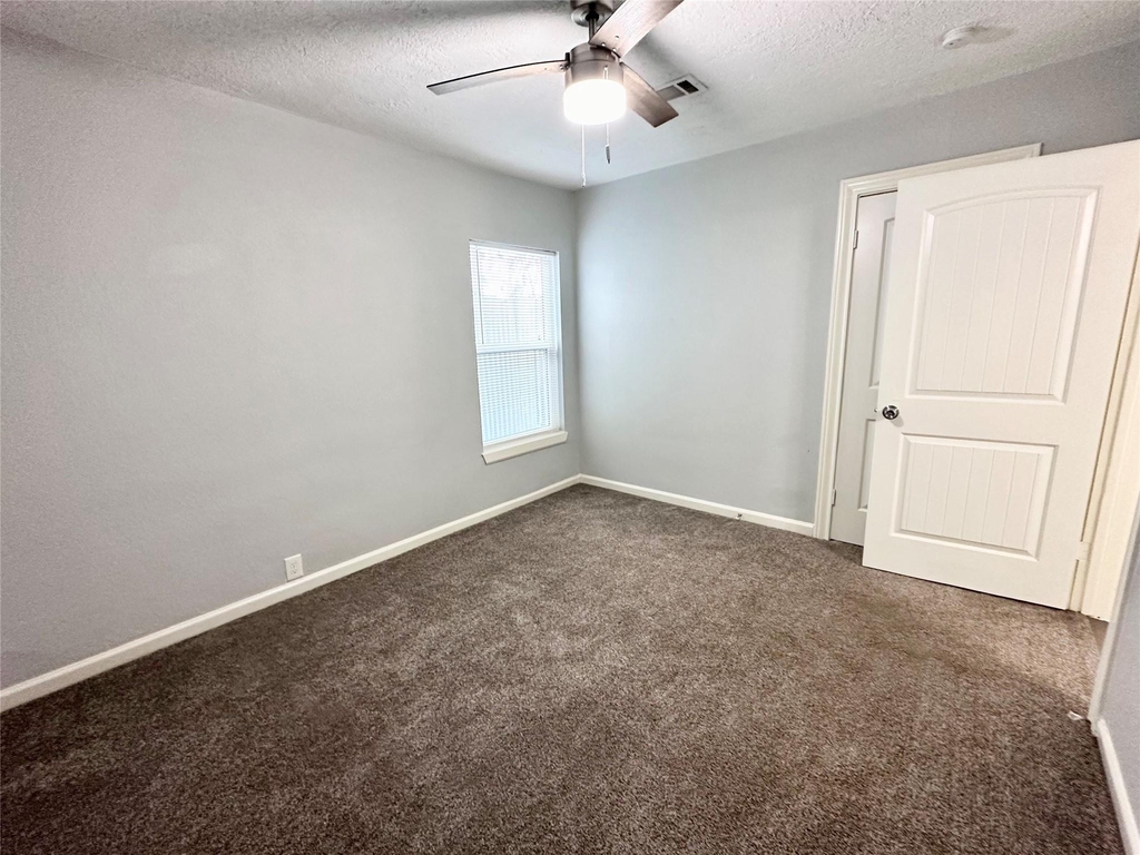 6611 Conley Street - Photo 9