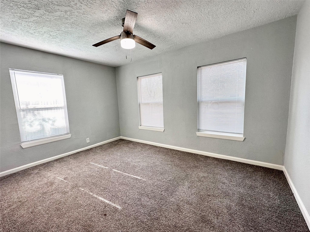 6611 Conley Street - Photo 7