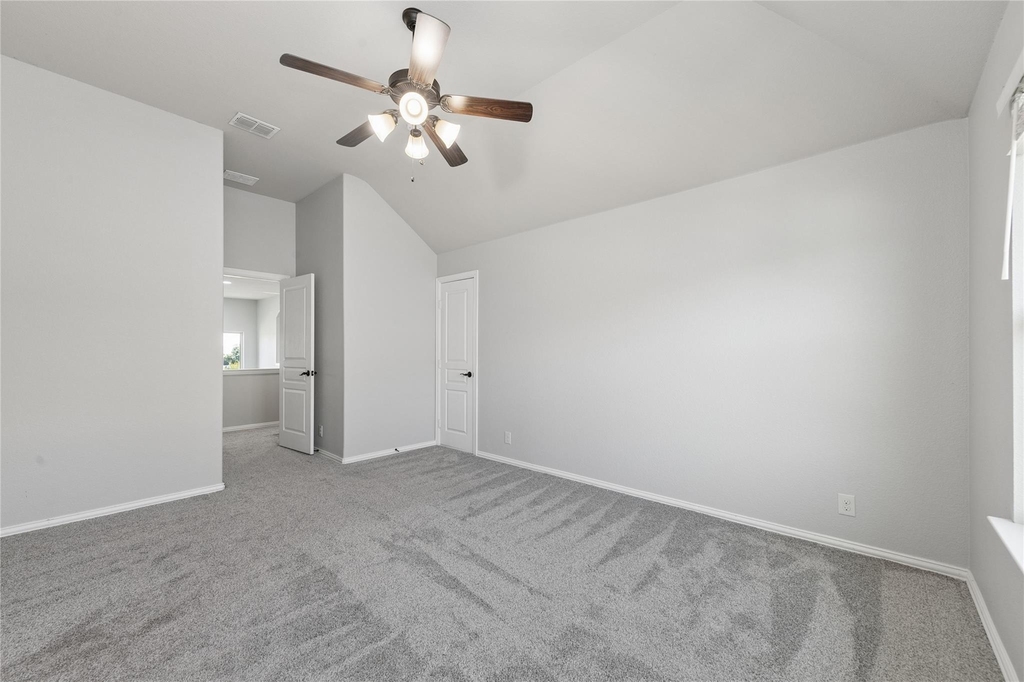 916 Marion Farm Rd - Photo 18