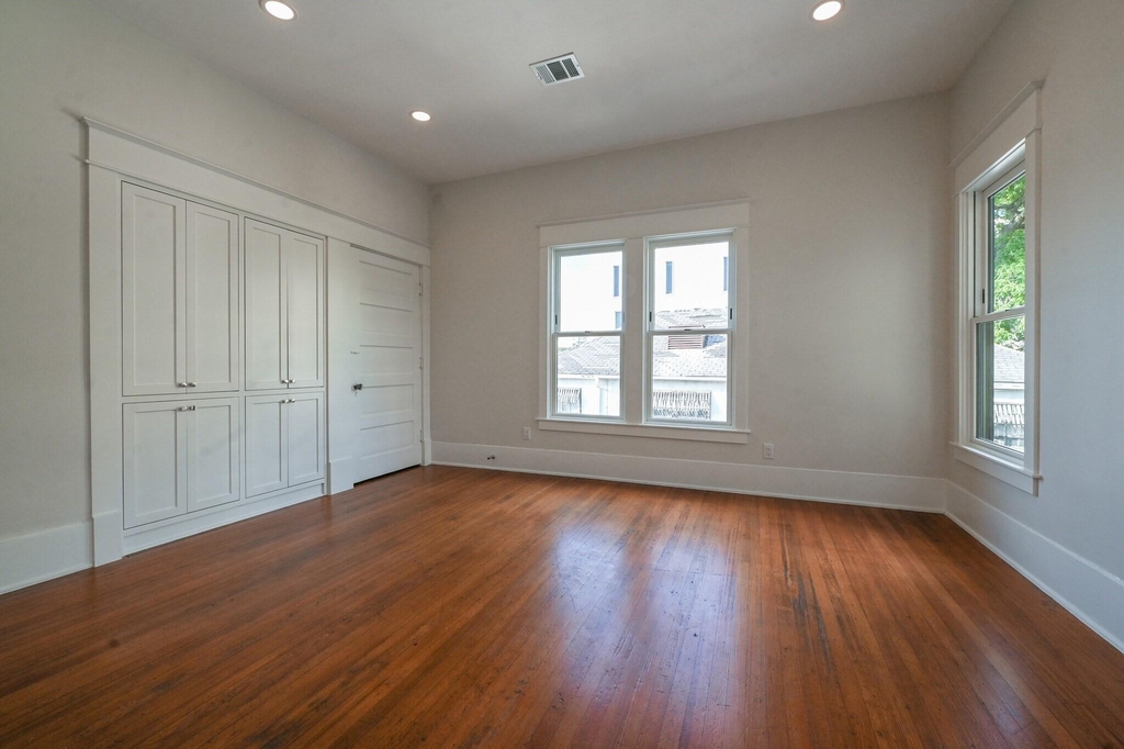 811 Stuart Street - Photo 13