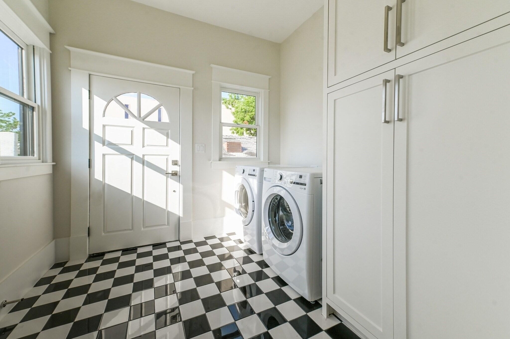 811 Stuart Street - Photo 18