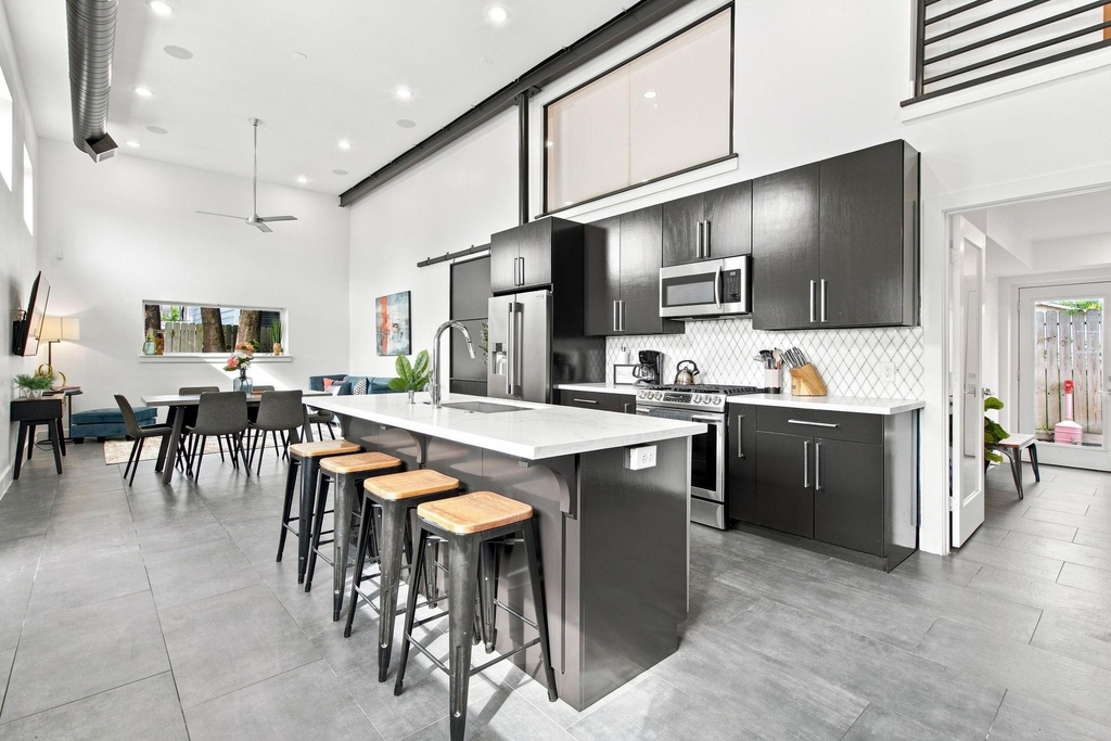 109 Bryan Street - Photo 0