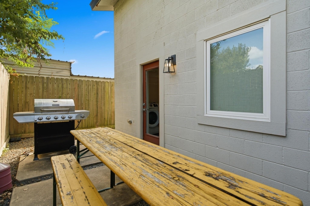 109 Bryan Street - Photo 31