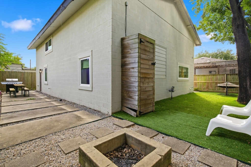 109 Bryan Street - Photo 28