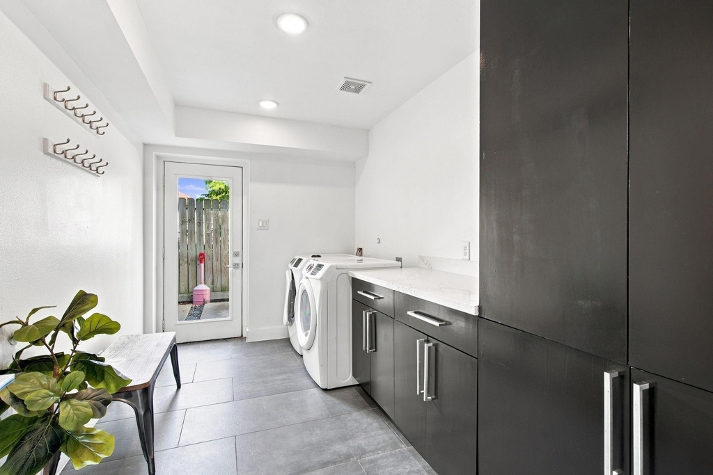 109 Bryan Street - Photo 27