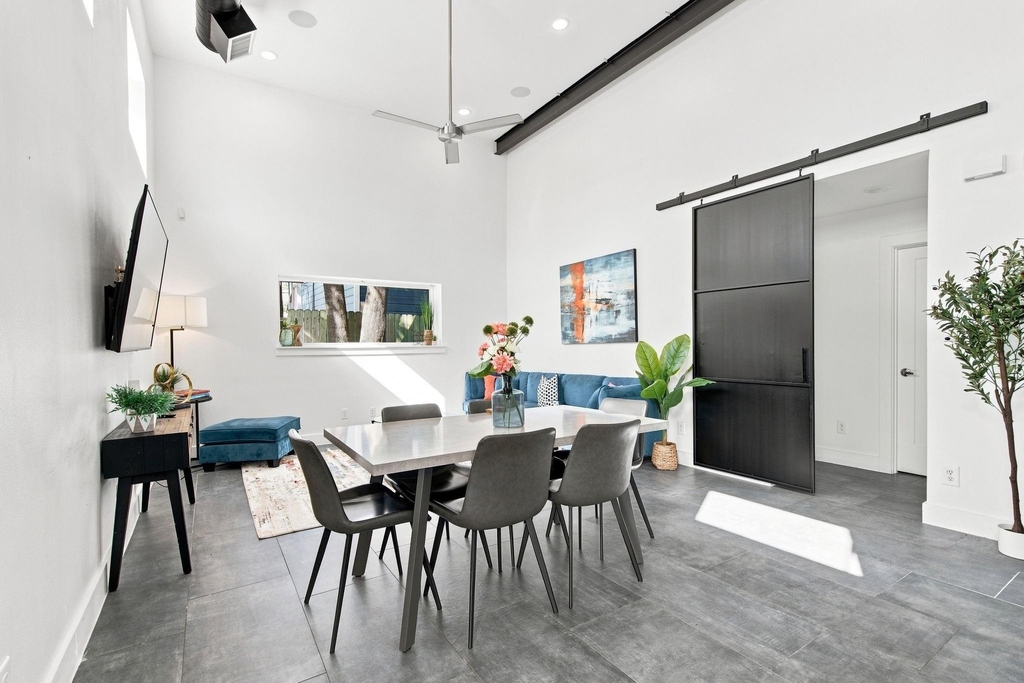 109 Bryan Street - Photo 10
