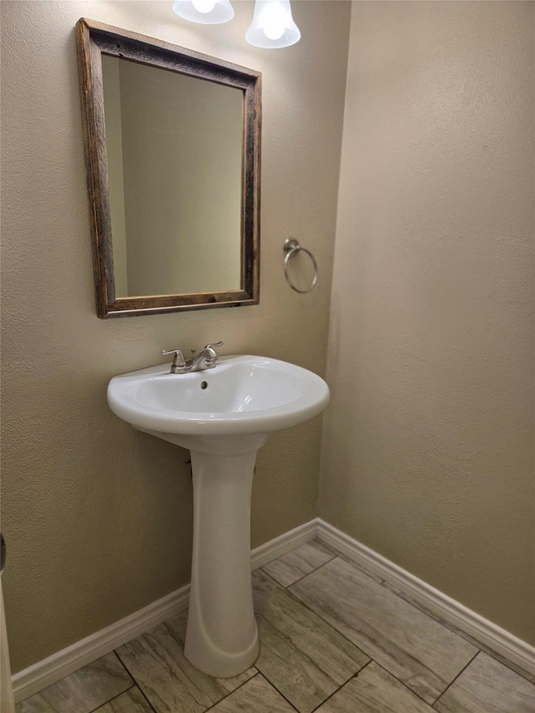 1539 Ramada Drive - Photo 5