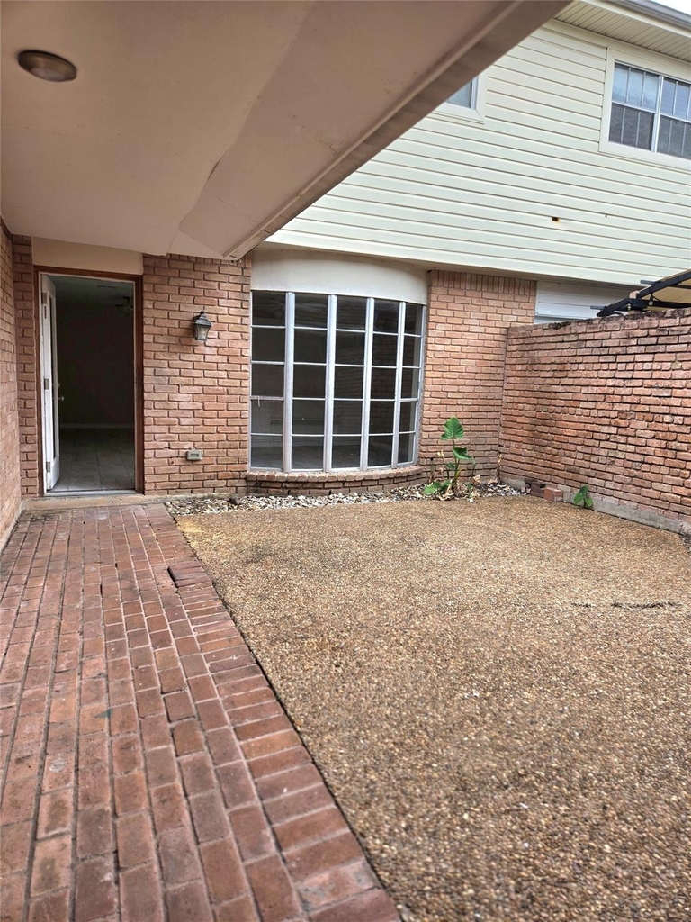 1539 Ramada Drive - Photo 10