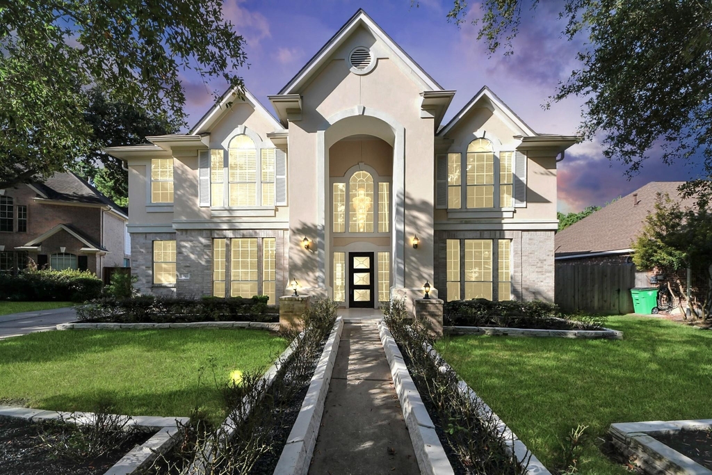 20111 Biscayne Hill Court - Photo 0