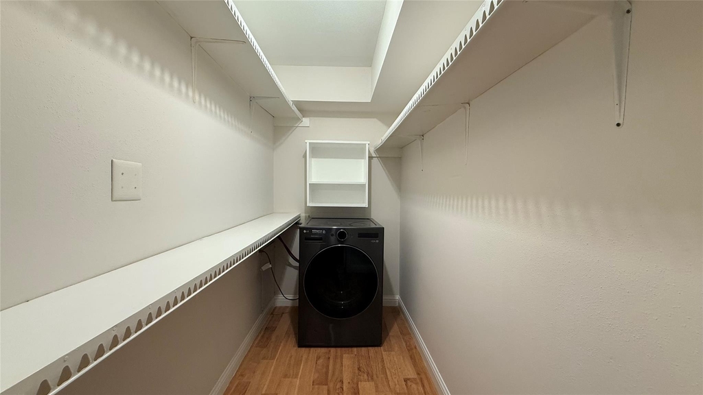 4643 Wild Indigo Street - Photo 10