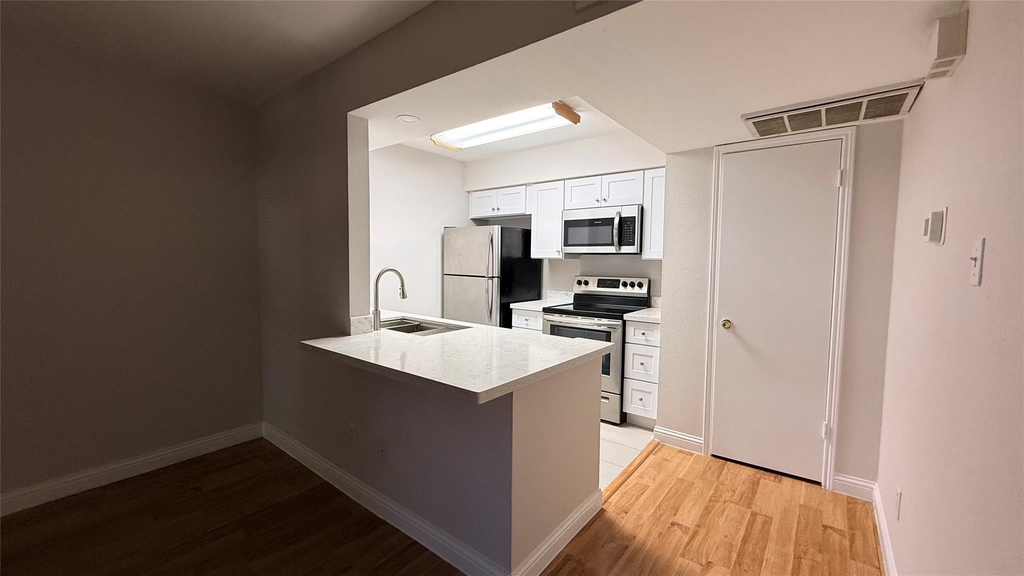 4643 Wild Indigo Street - Photo 2