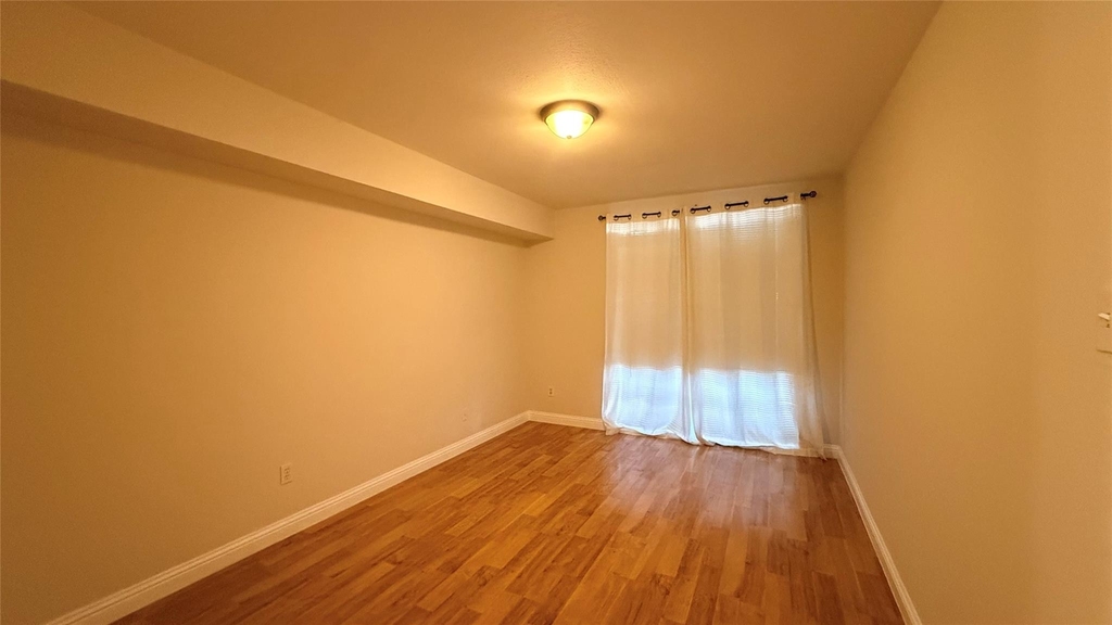 4643 Wild Indigo Street - Photo 8